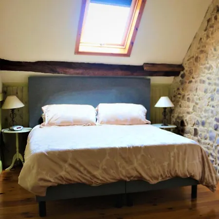 Ferienhaus Maison Accueillante A Avec Piscine Partagee *