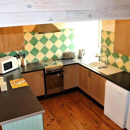 Maison Accueillante A Avec Piscine Partagee Ferienhaus Nehou